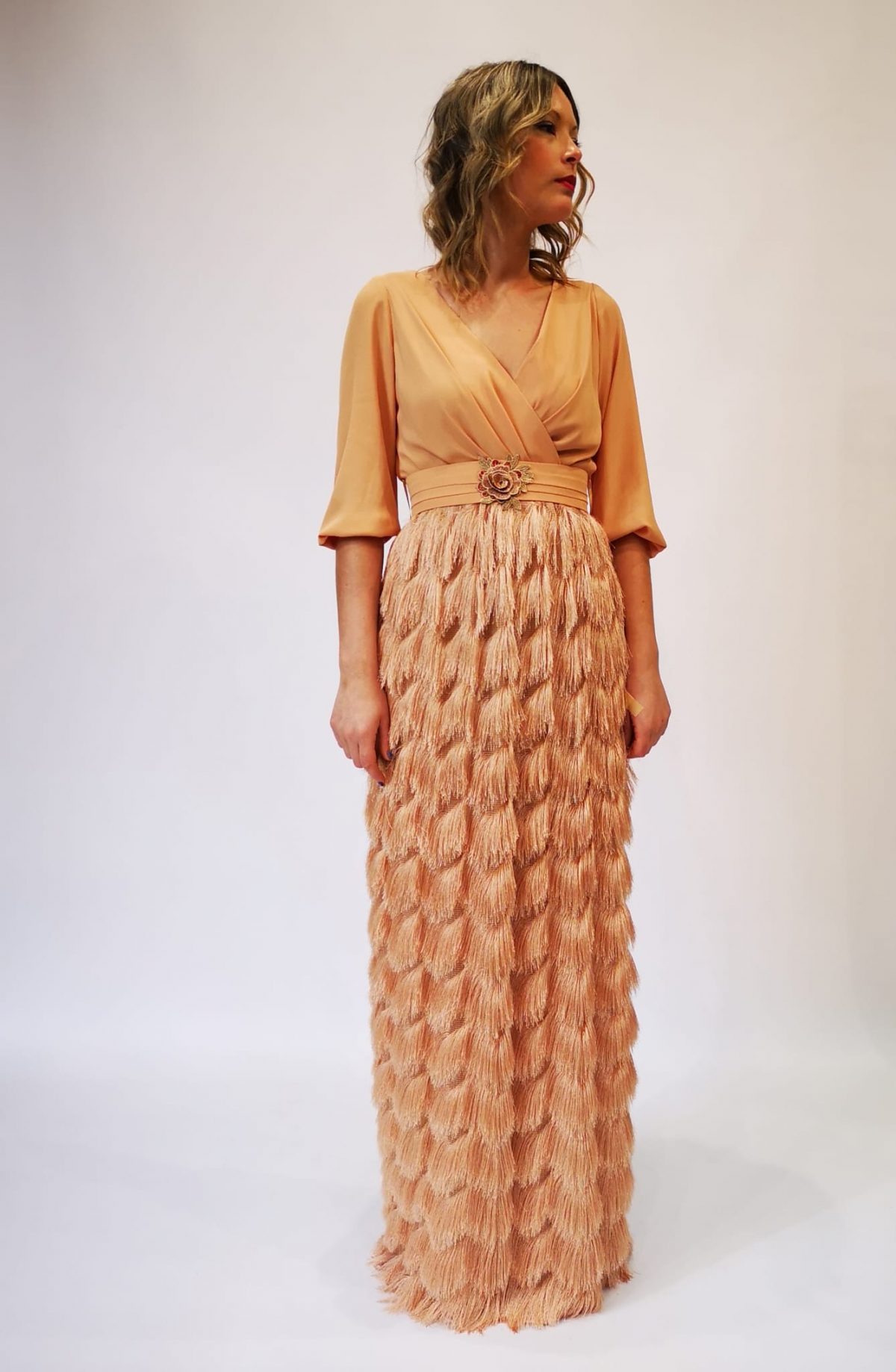 Vestido largo efecto pluma - Imagen 3