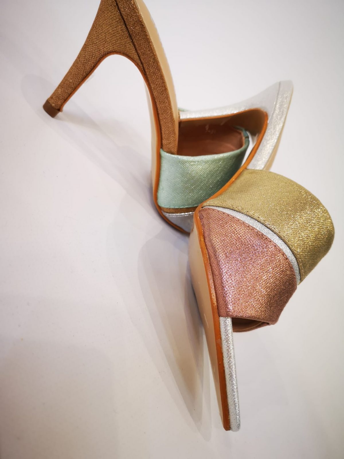 Sandalia tricolor - Imagen 3