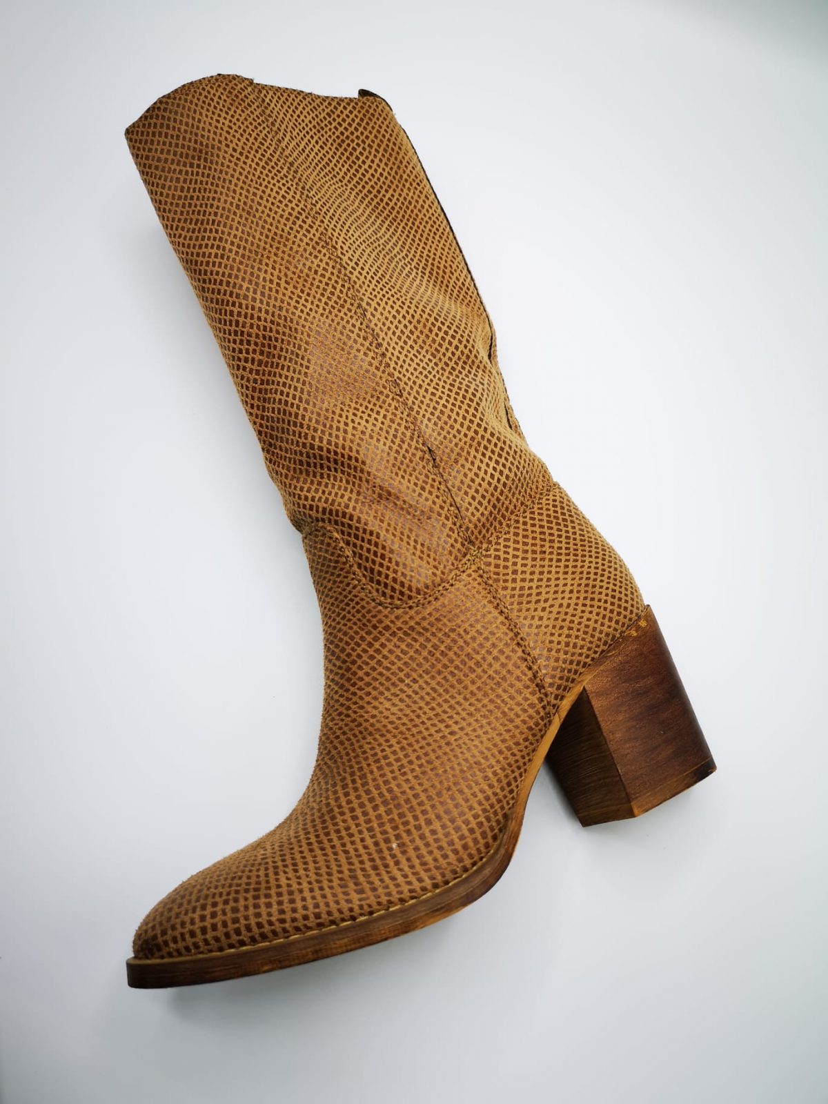 Bota efecto rejilla - Imagen 2