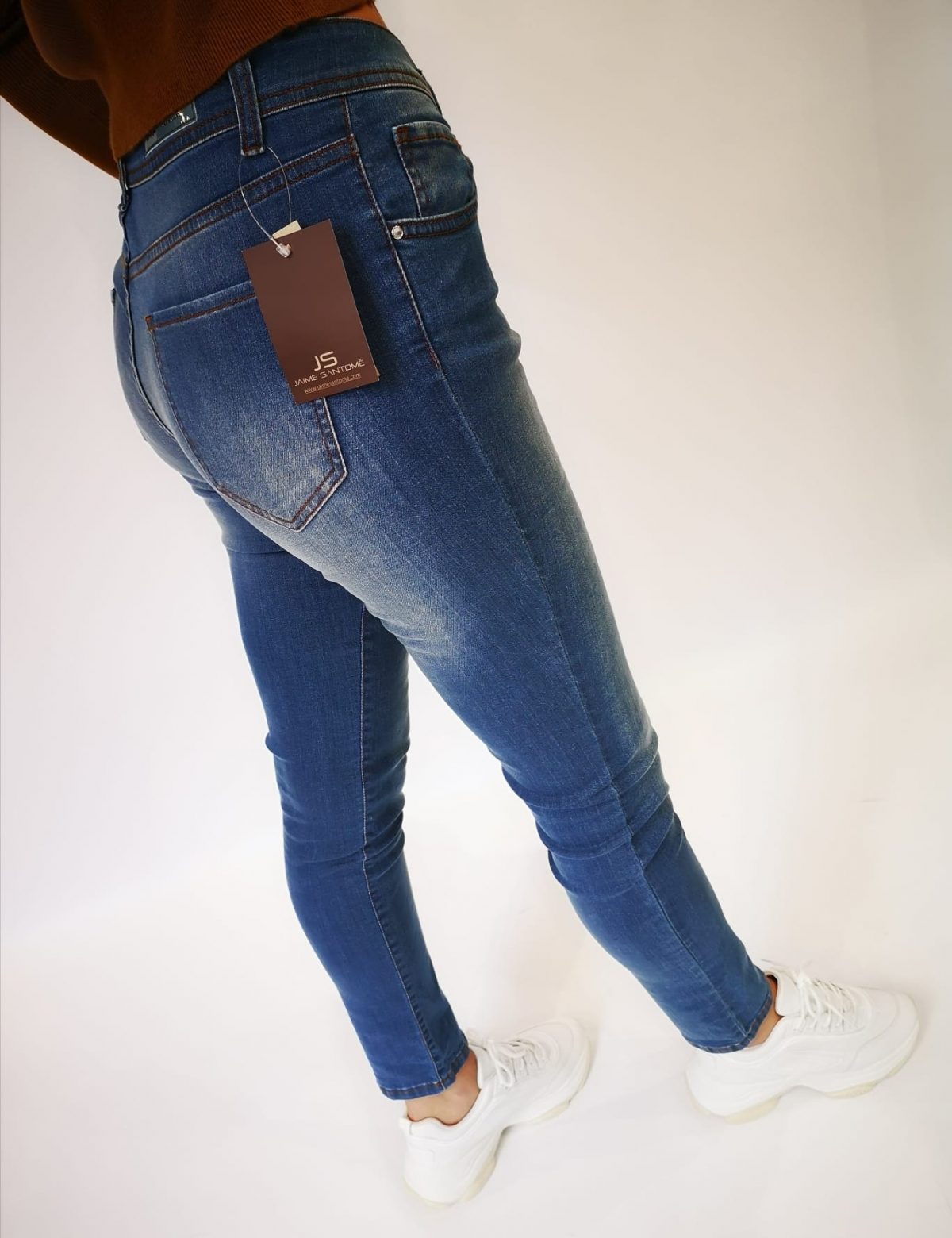 Pantalón tejano