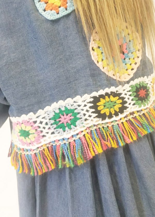 Camisa vaquera con crochet