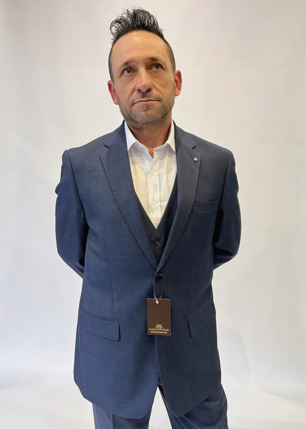 Traje estándar Fama