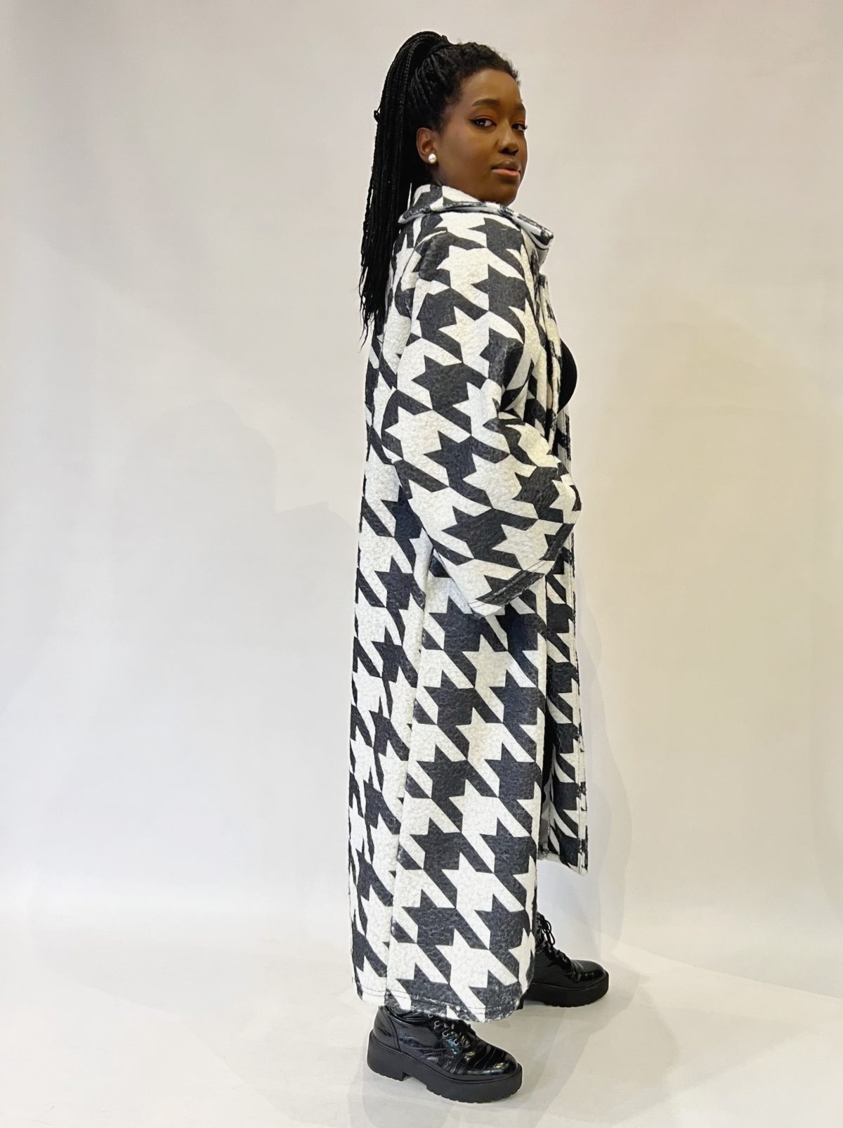 Abrigo estampado chevron