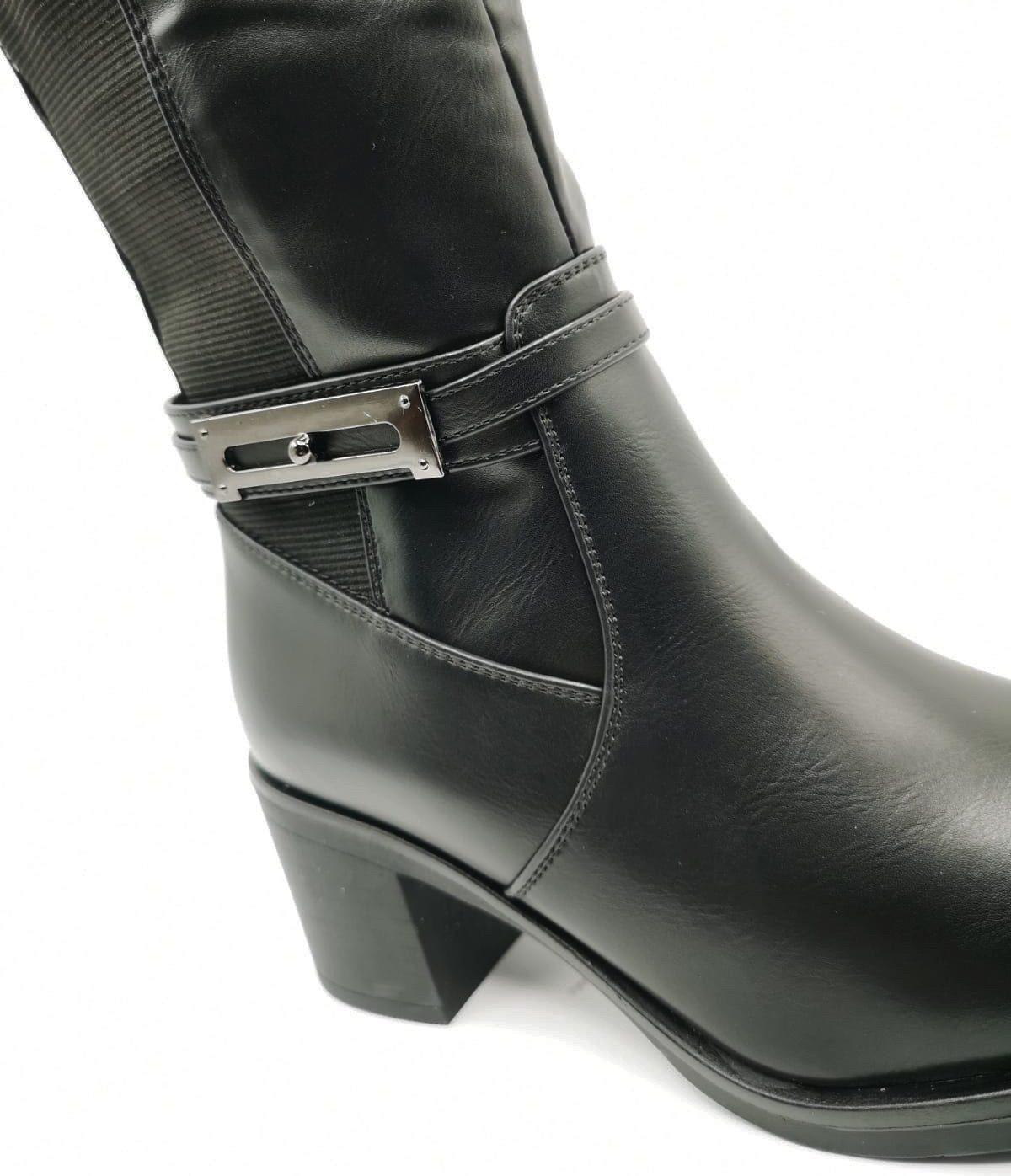 Bota Lara - Imagen 3