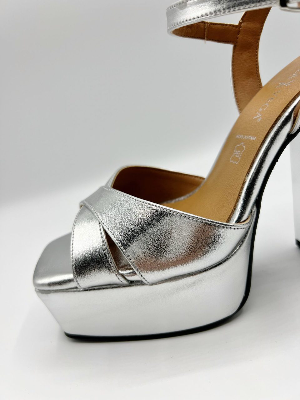 Sandalia Napa Metal Plata - Imagen 4