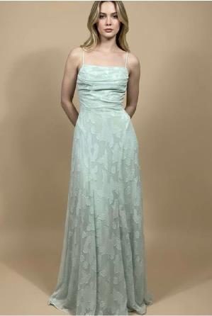 Vestido Largo con Espalda Corset